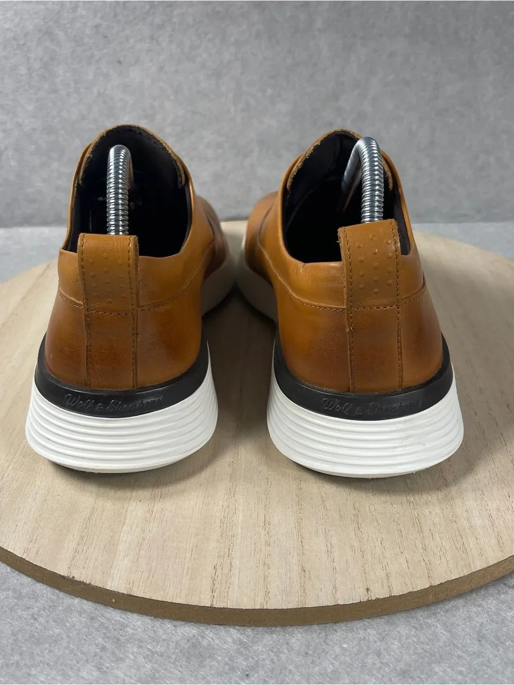 Wolf & Shepherd Crossover Longwing Shoes in Honey White Leather Mens size 6
